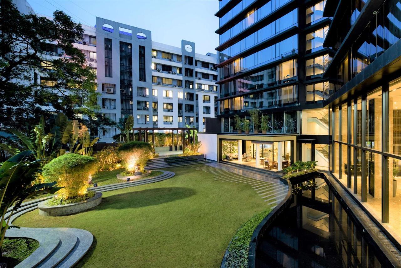Radisson Blu Mumbai International Airport Hotel ภายนอก รูปภาพ The Park, Hyderabad